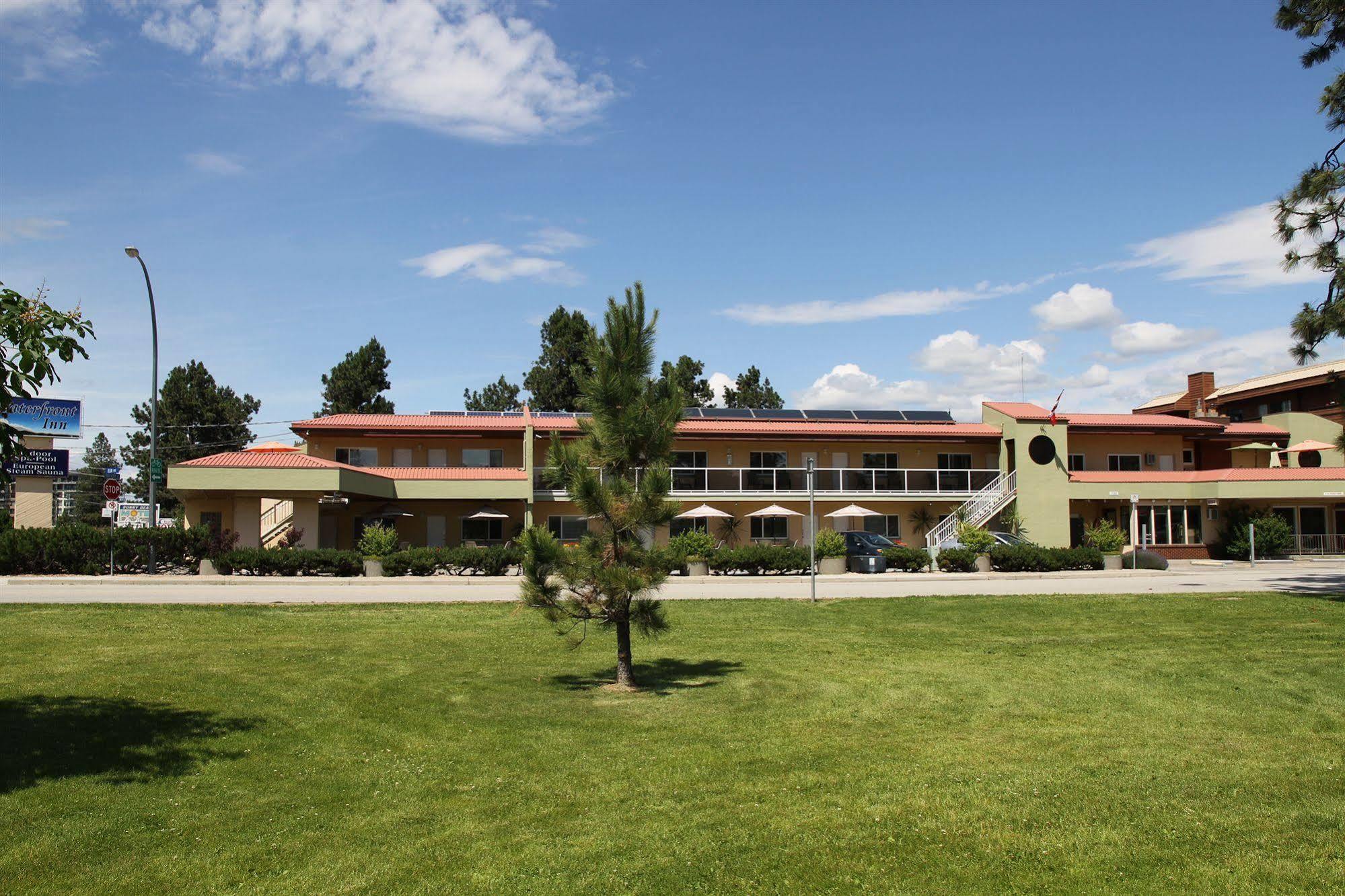 Waterfront Inn Penticton Exterior photo